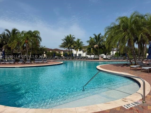 9883 W 34th Ln #9883, Hialeah FL 33018