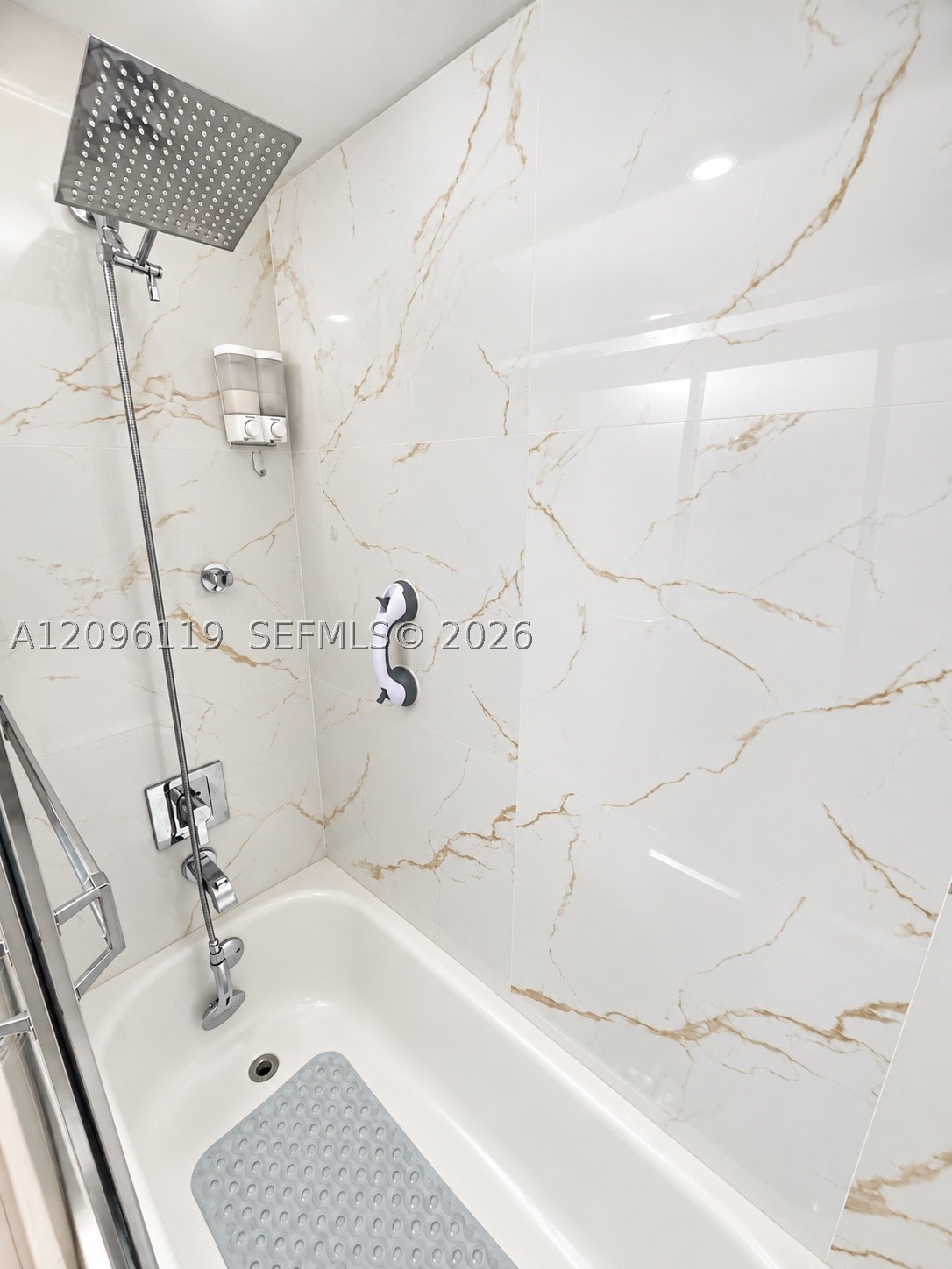 15555 N Miami Lakeway N #106, Miami Lakes FL 33014