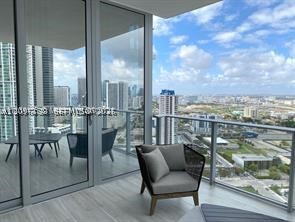 851 NE 1st Ave #2806, Miami FL 33132