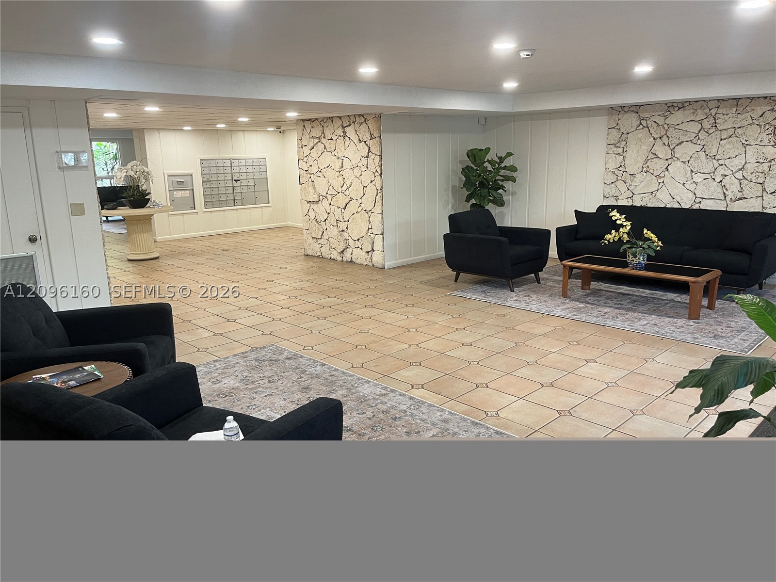 1205 Mariposa Ave #402, Coral Gables FL 33146
