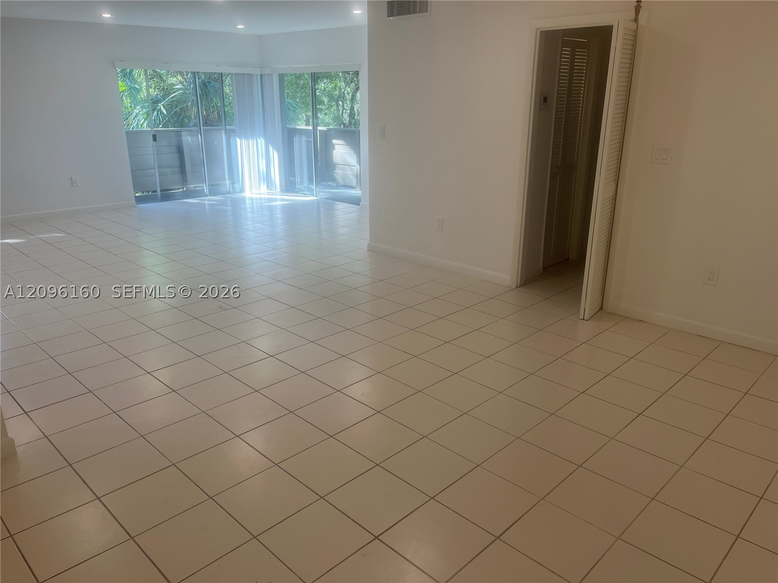 1205 Mariposa Ave #402, Coral Gables FL 33146