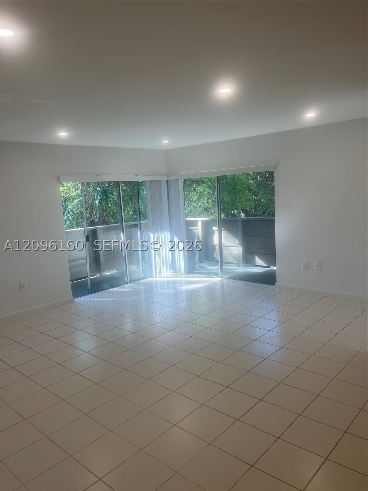 1205 Mariposa Ave #402, Coral Gables FL 33146
