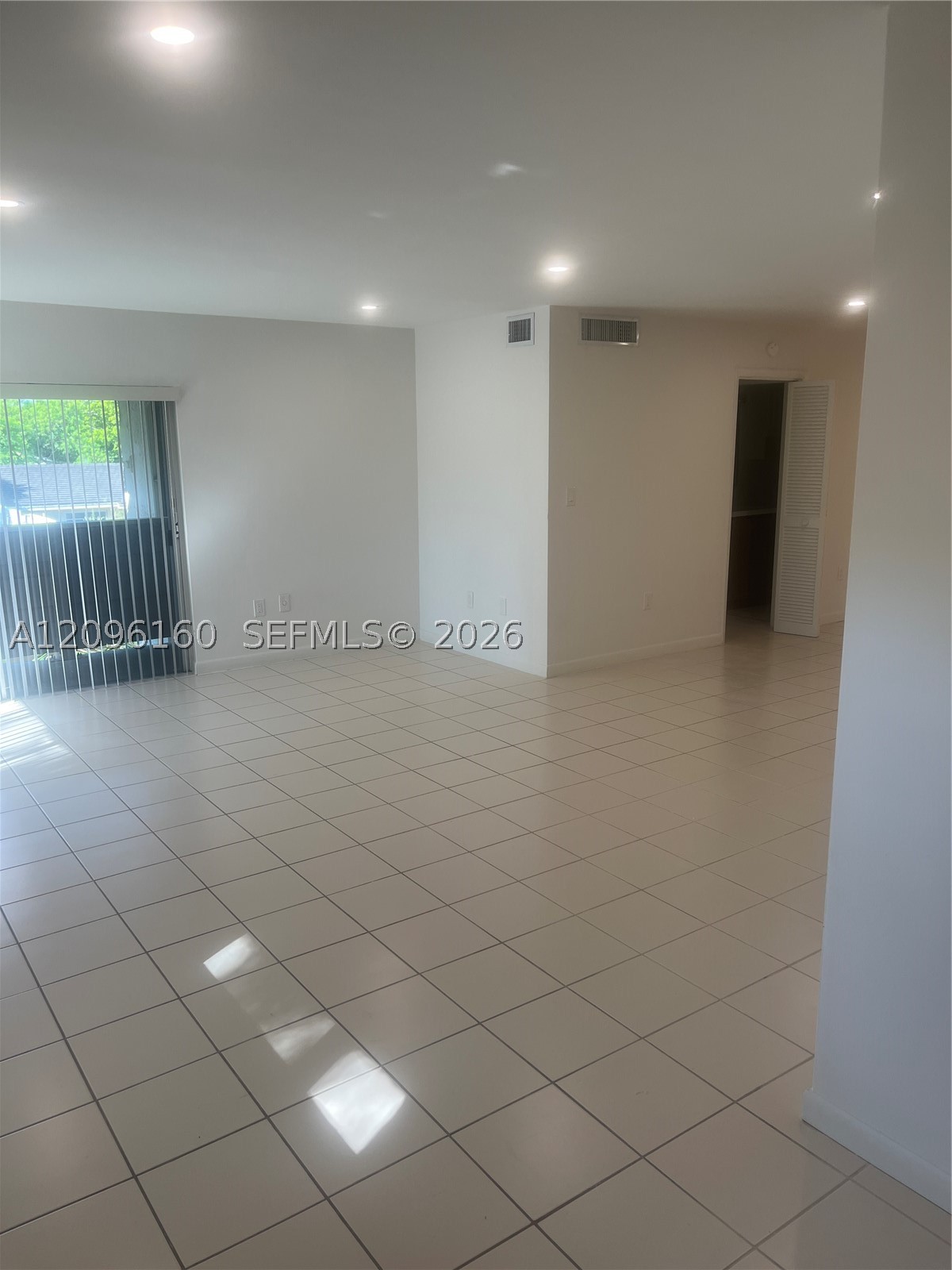 1205 Mariposa Ave #402, Coral Gables FL 33146