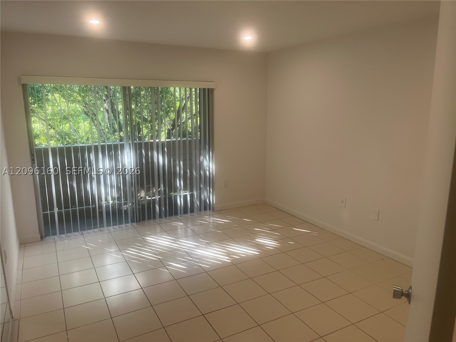 1205 Mariposa Ave #402, Coral Gables FL 33146