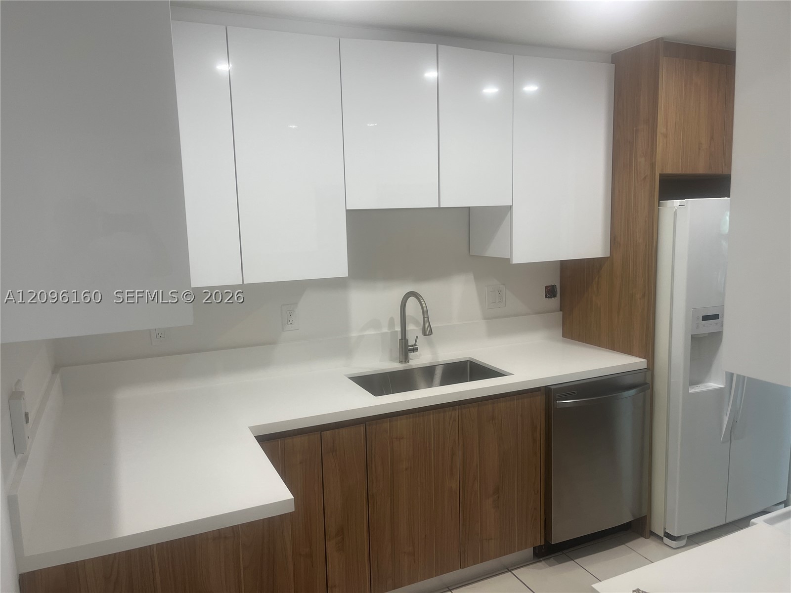1205 Mariposa Ave #402, Coral Gables FL 33146