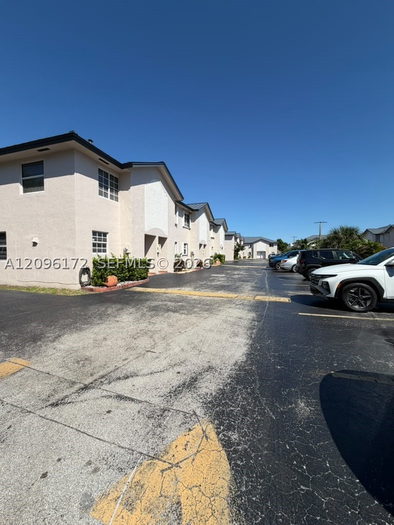 2375 W 74th St #105-6, Hialeah FL 33016