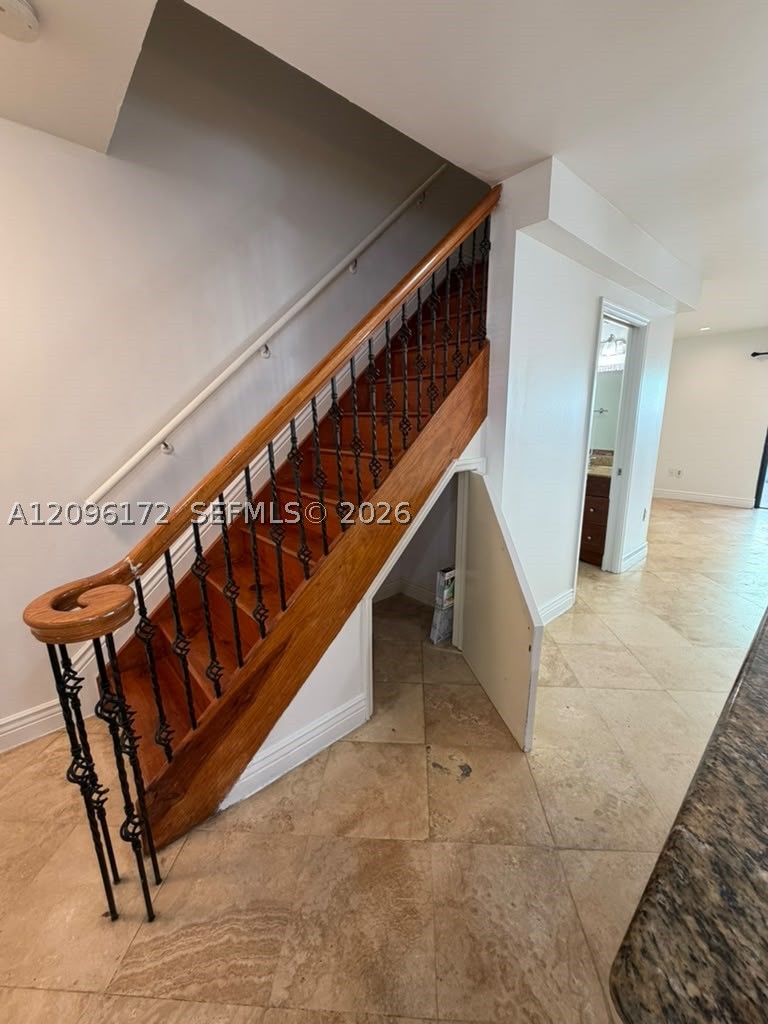 2375 W 74th St #105-6, Hialeah FL 33016