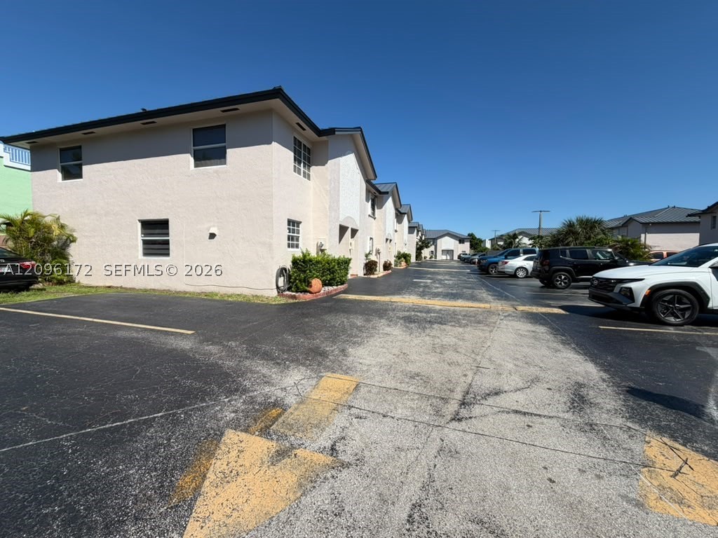 2375 W 74th St #105-6, Hialeah FL 33016