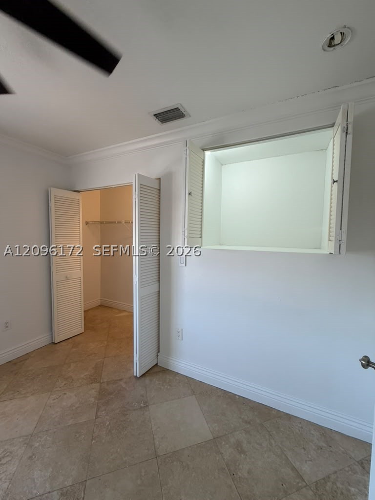 2375 W 74th St #105-6, Hialeah FL 33016