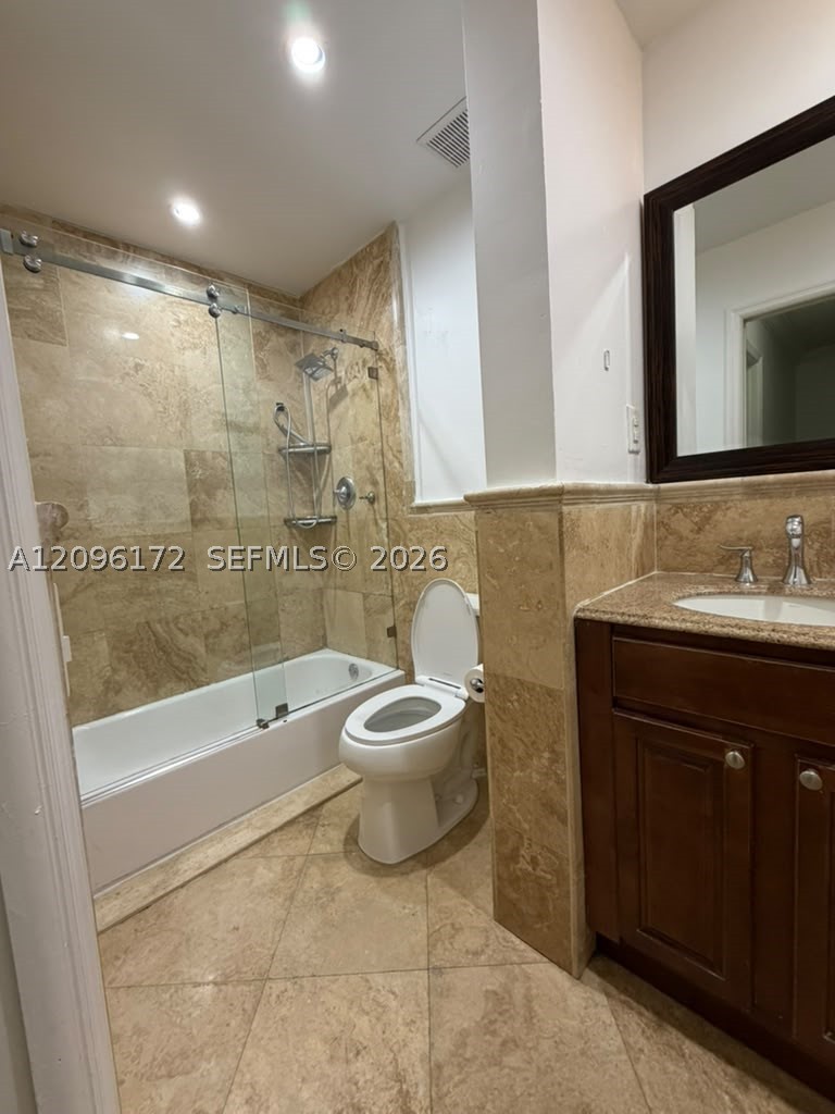 2375 W 74th St #105-6, Hialeah FL 33016