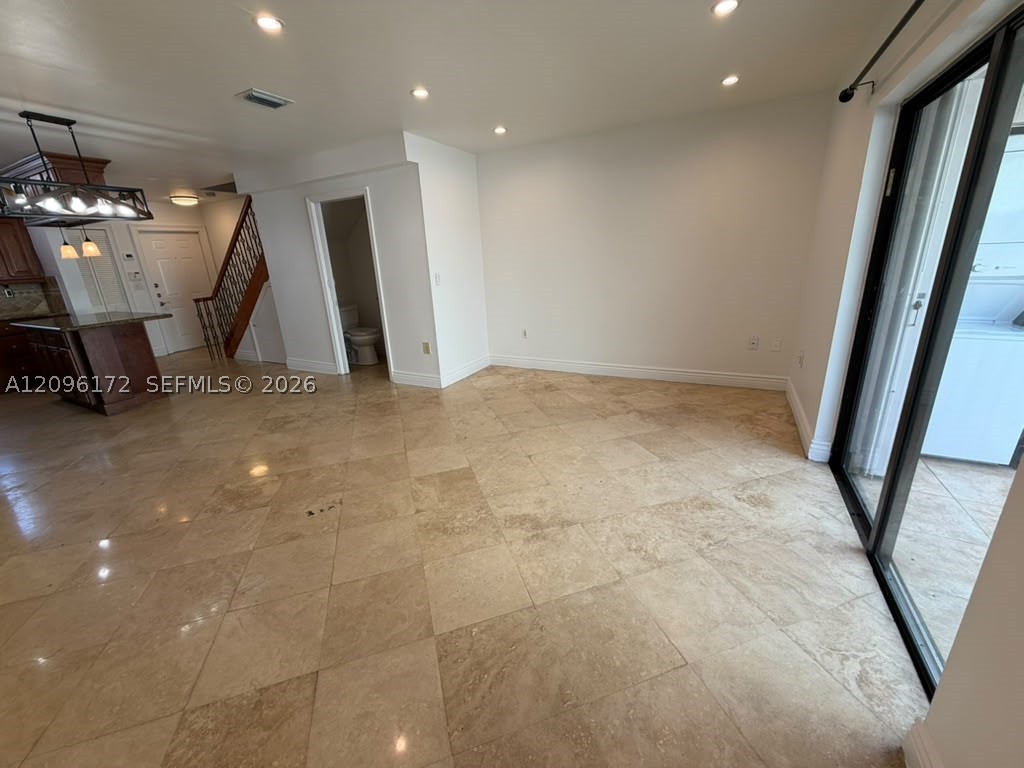 2375 W 74th St #105-6, Hialeah FL 33016