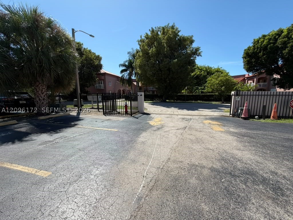 2375 W 74th St #105-6, Hialeah FL 33016
