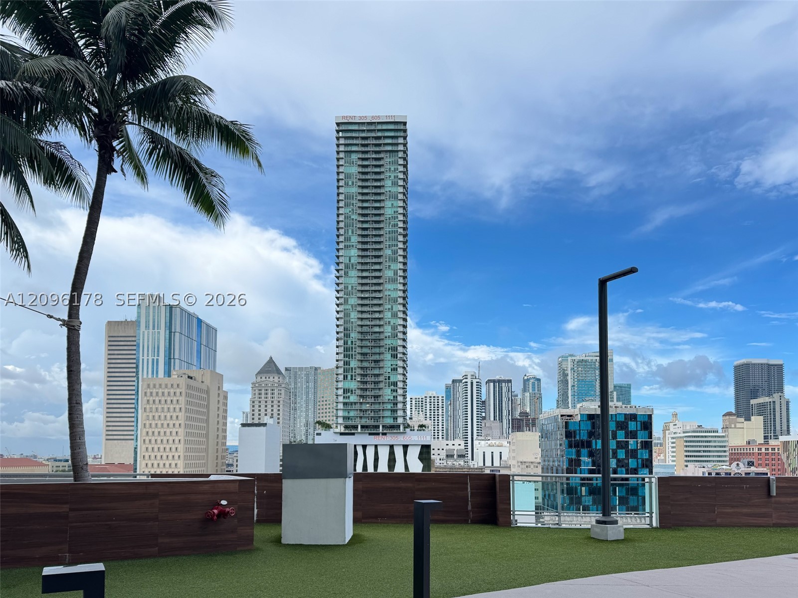 350 S Miami Ave #706, Miami FL 33130