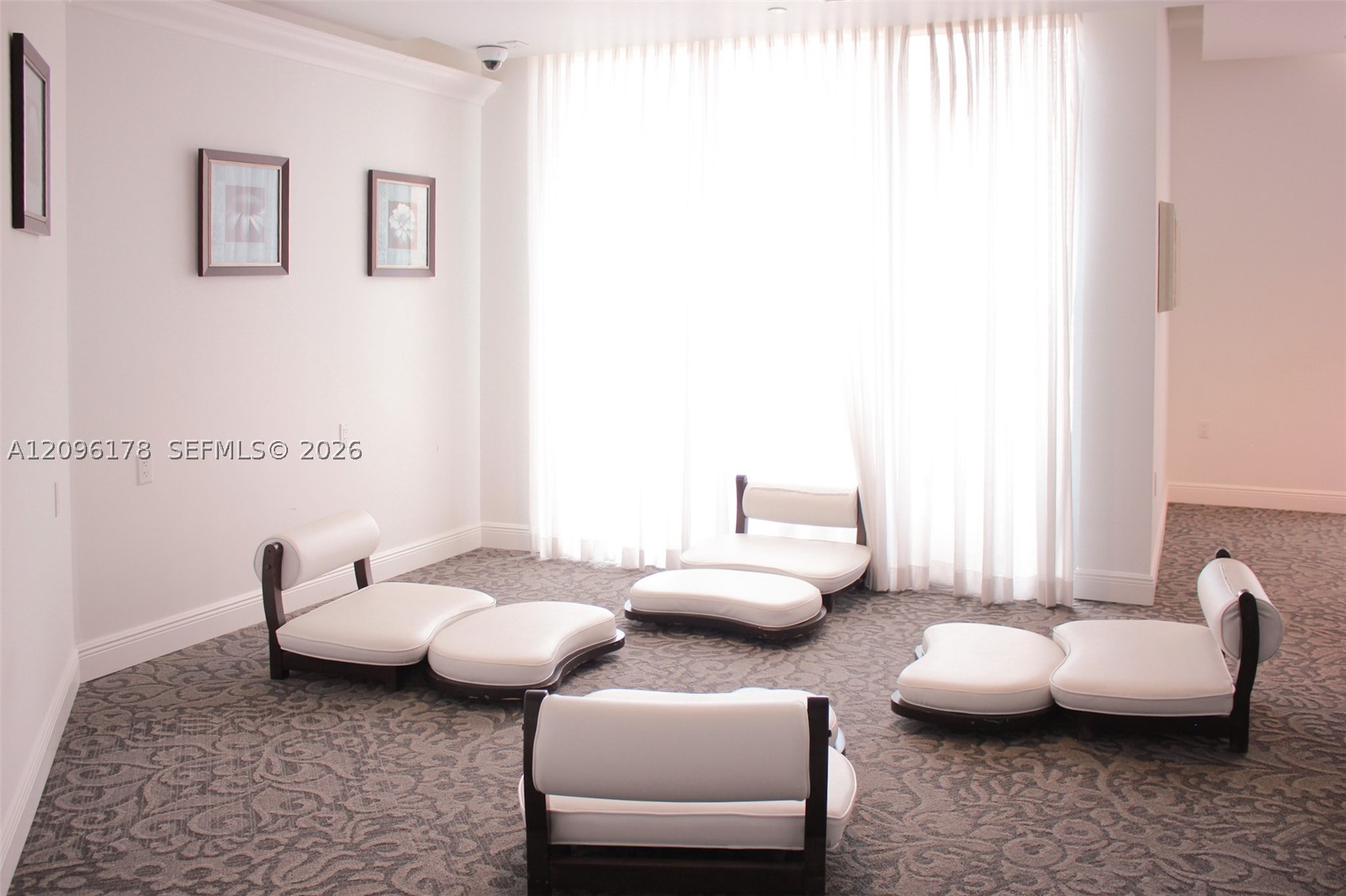 350 S Miami Ave #706, Miami FL 33130