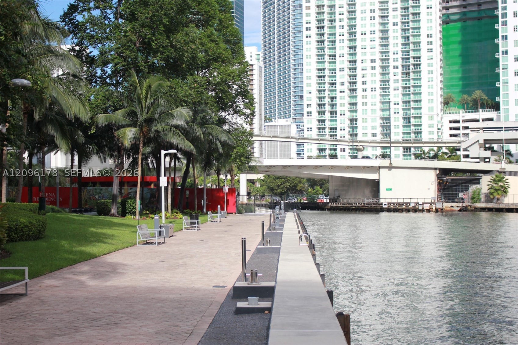 350 S Miami Ave #706, Miami FL 33130