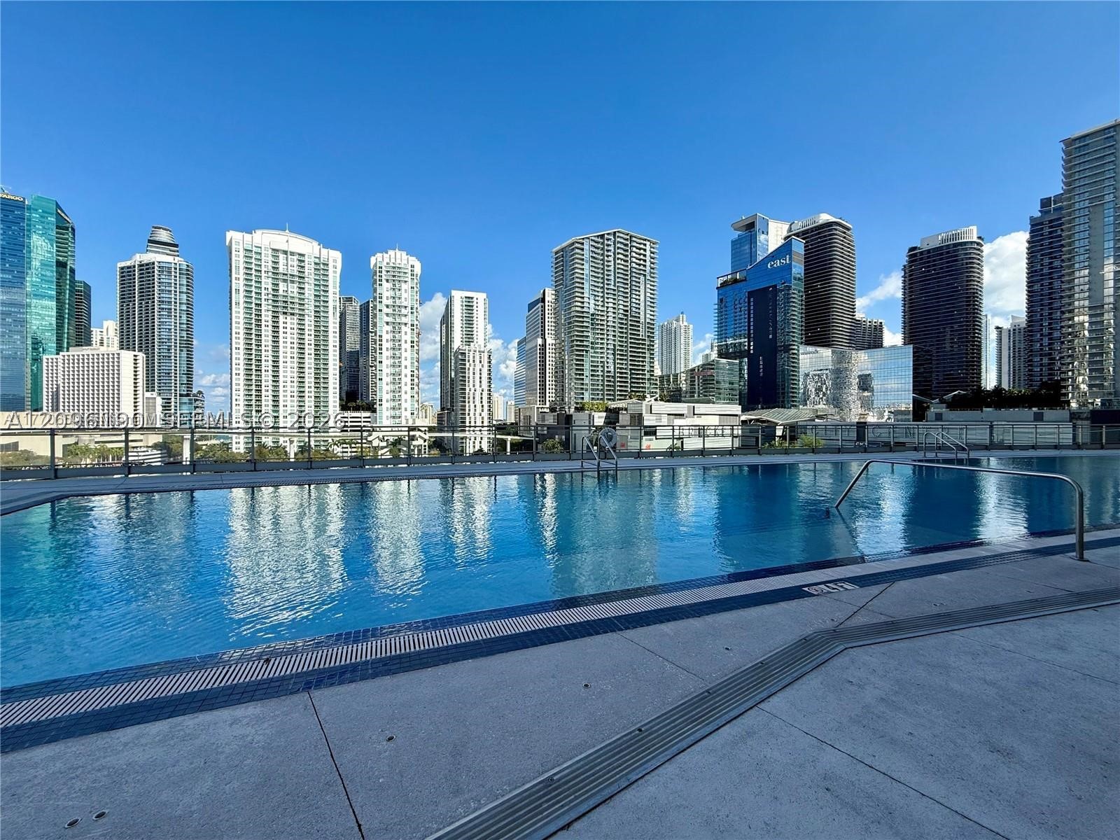 92 SW 3rd St #1104, Miami FL 33130