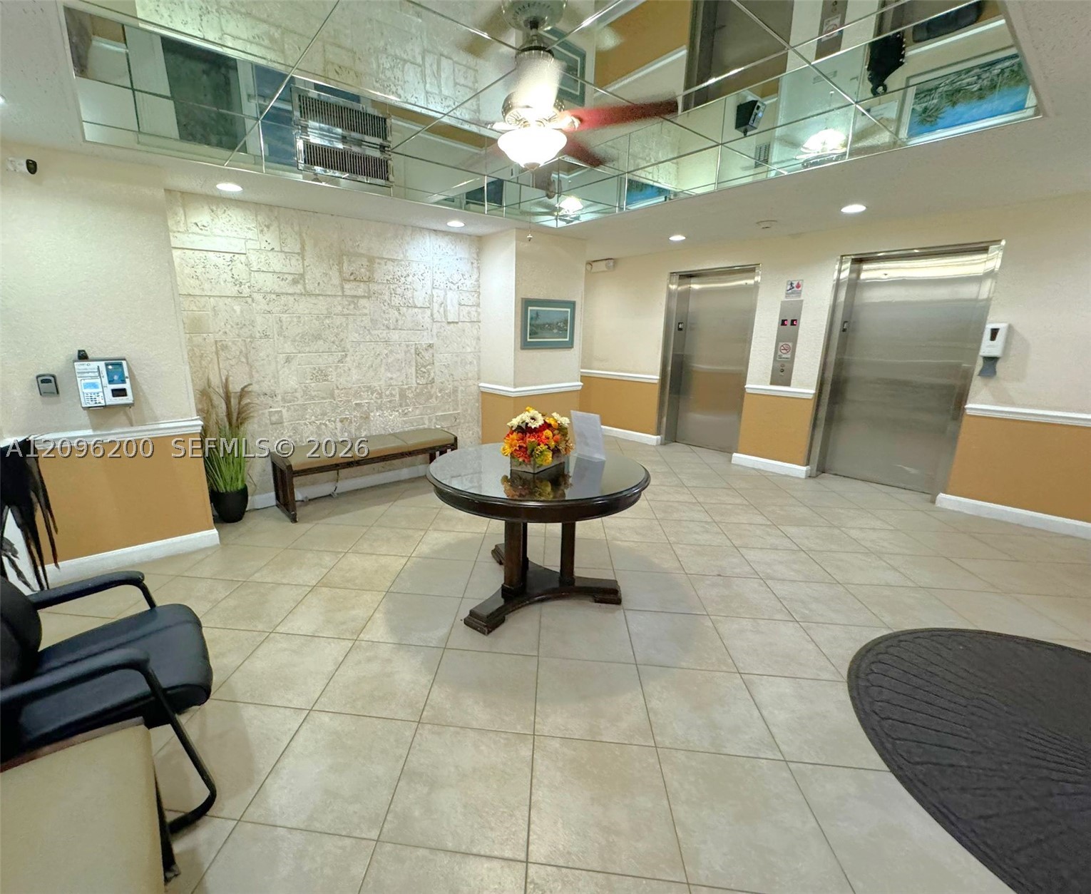 2555 NE 11th St #710, Fort Lauderdale FL 33304
