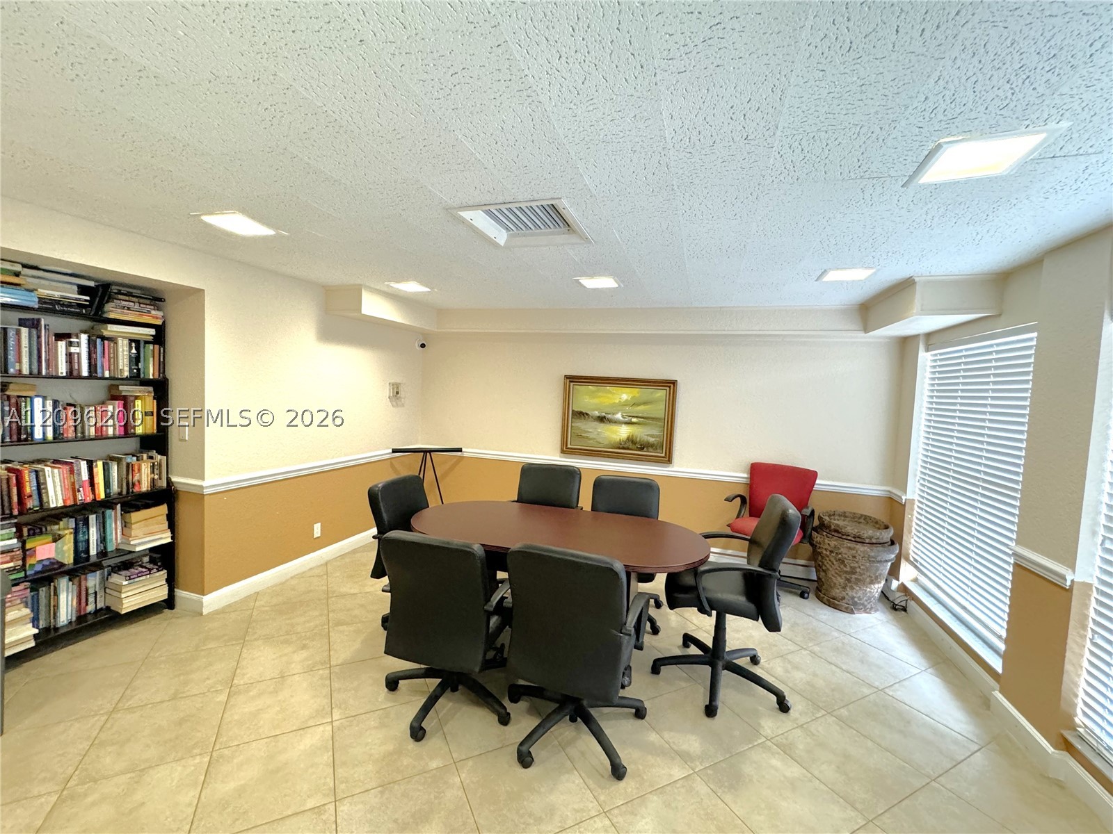2555 NE 11th St #710, Fort Lauderdale FL 33304