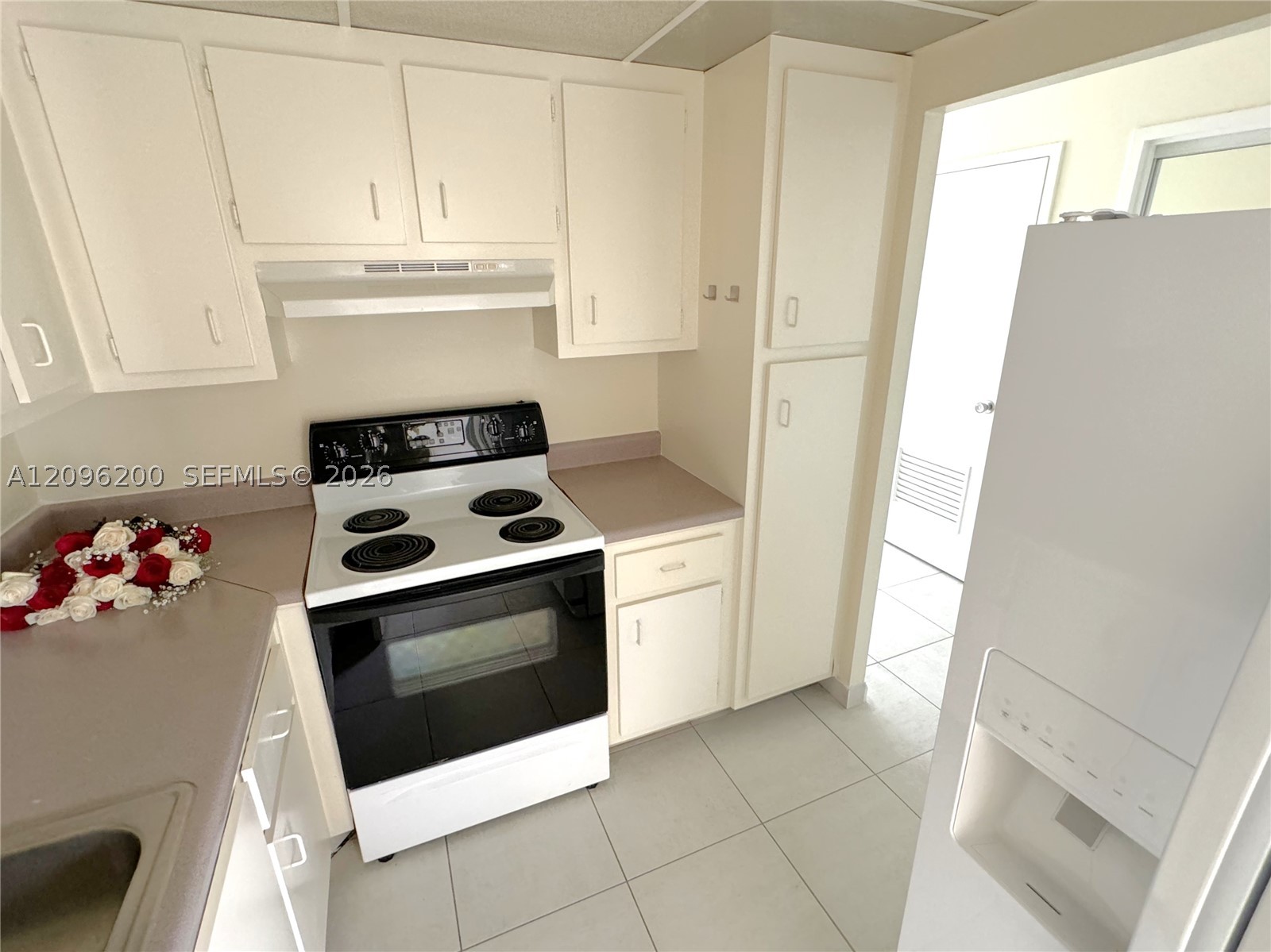 2555 NE 11th St #710, Fort Lauderdale FL 33304