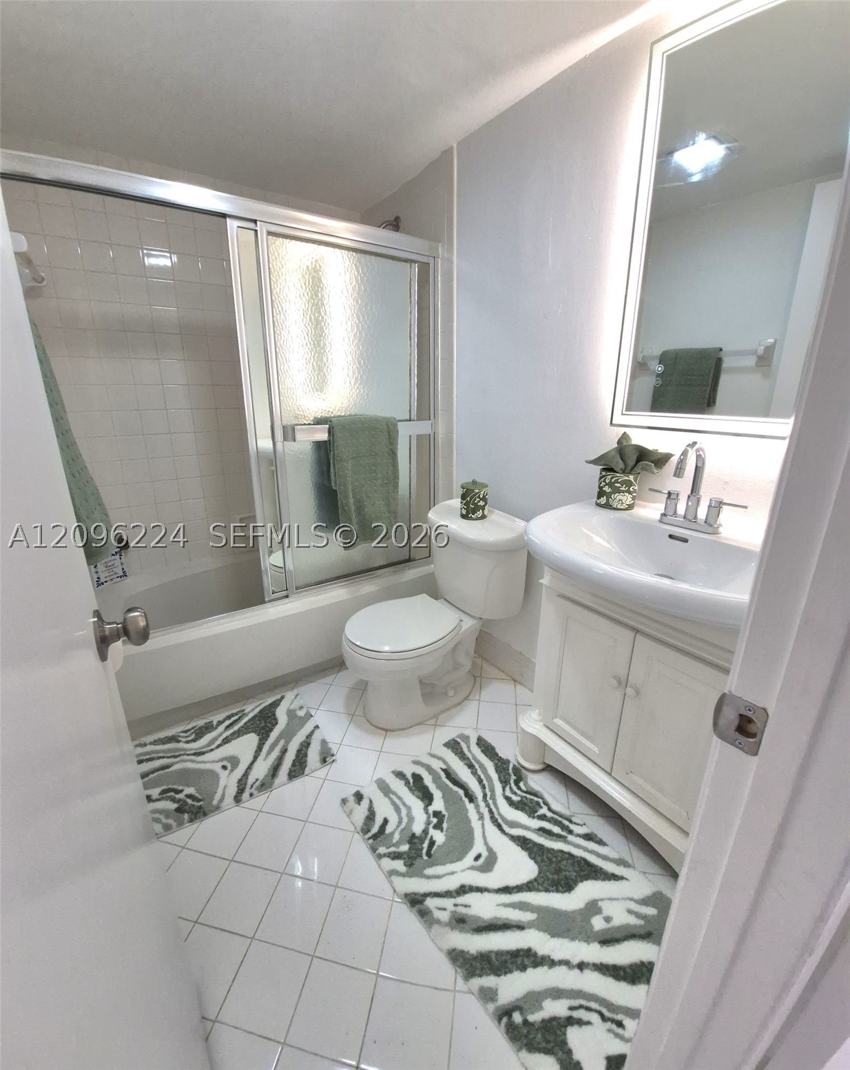 1931 Sabal Palm Dr #203, Davie FL 33324