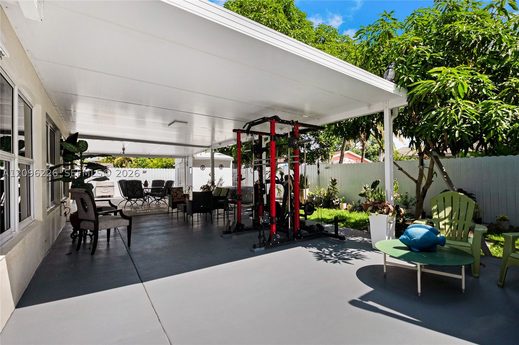 15405 SW 104th Ave, Miami FL 33157