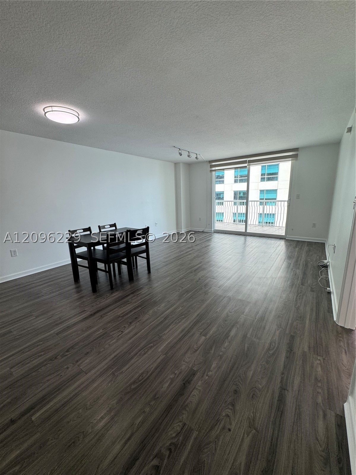 1200 Brickell Bay Dr #3206, Miami FL 33131