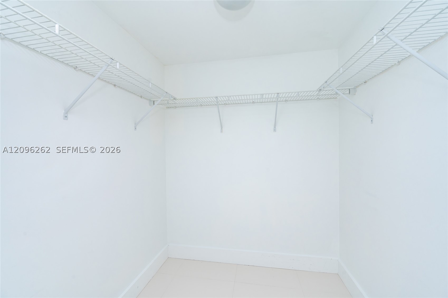50 Biscayne Blvd #3906, Miami FL 33132