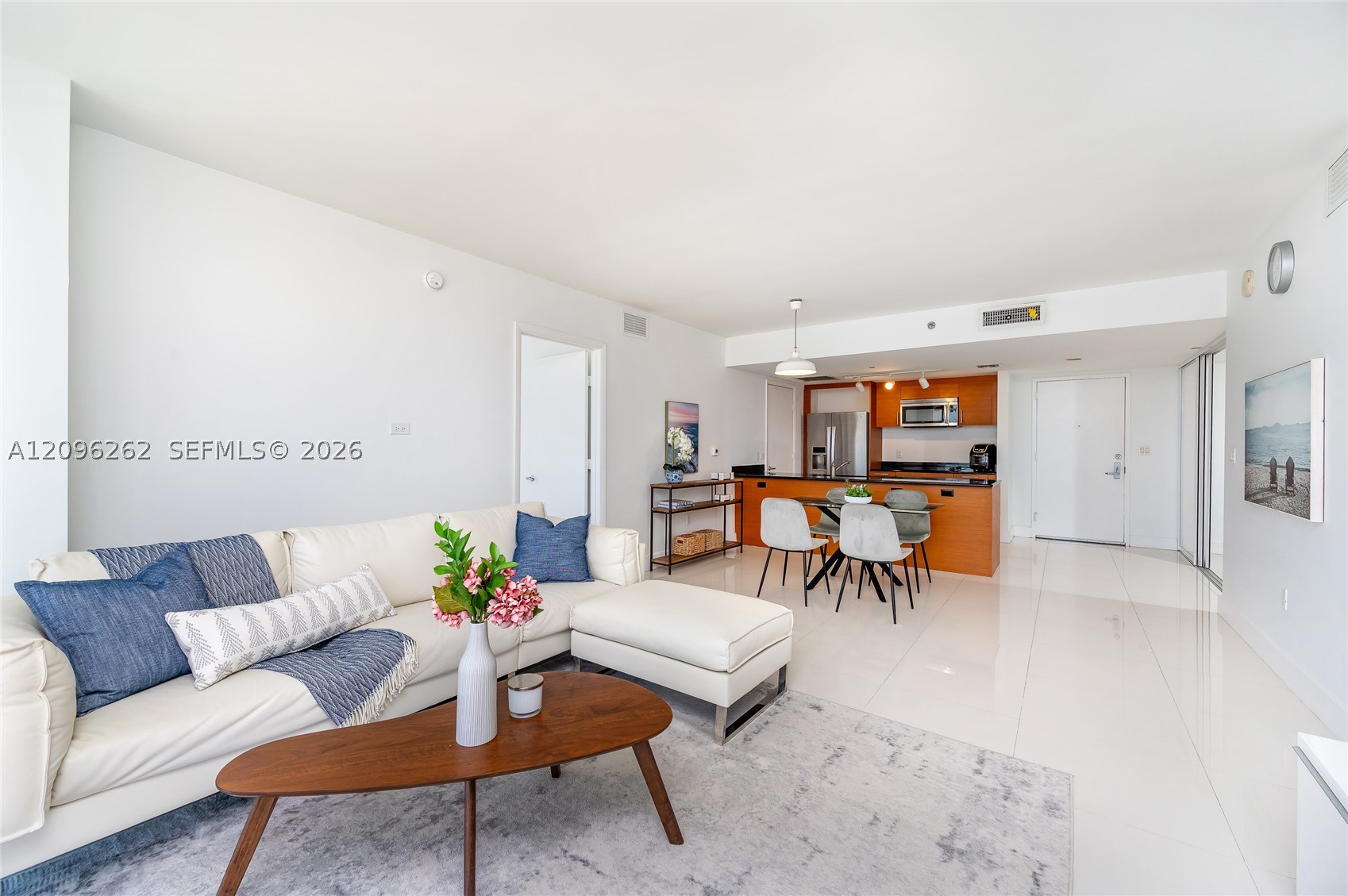 50 Biscayne Blvd #3906, Miami FL 33132