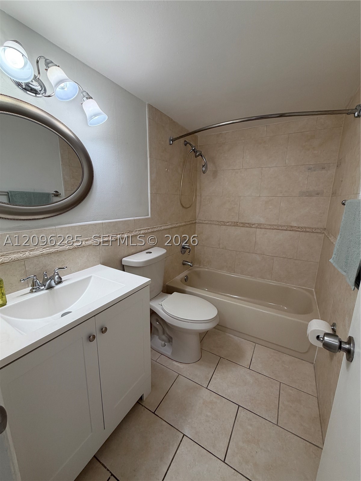 5055 NW 7th St #504, Miami FL 33126