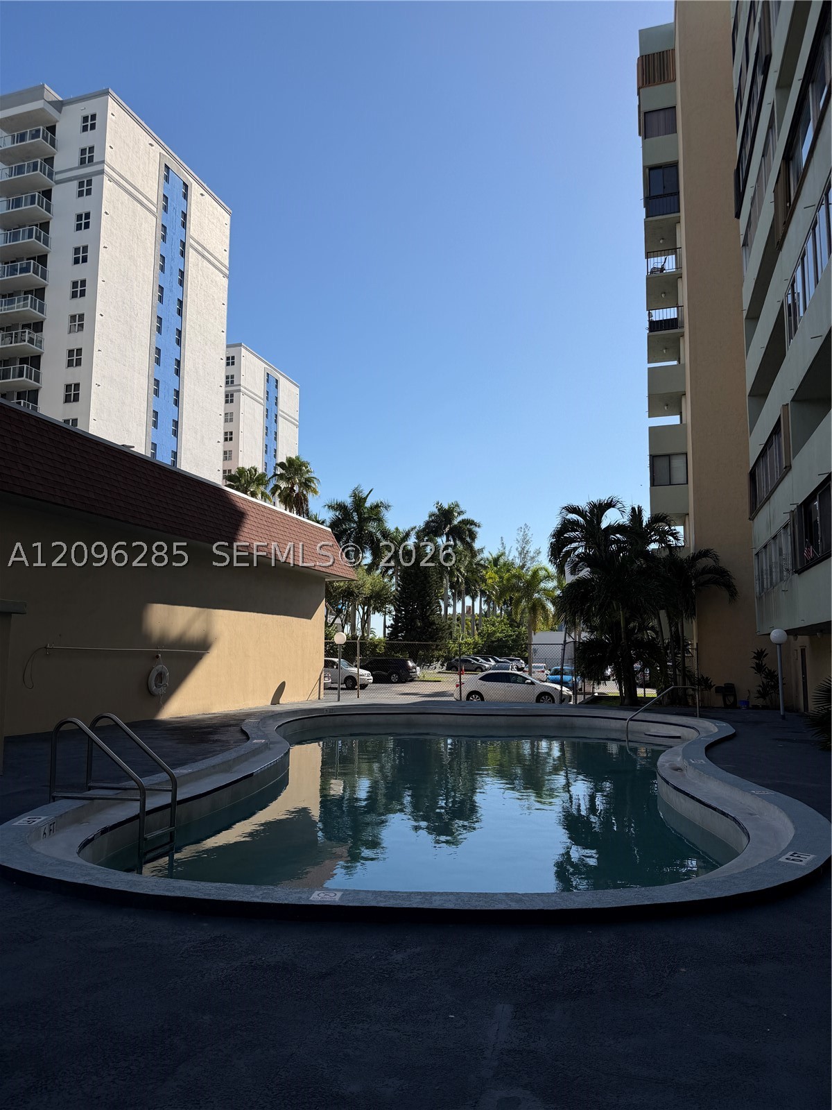 5055 NW 7th St #504, Miami FL 33126