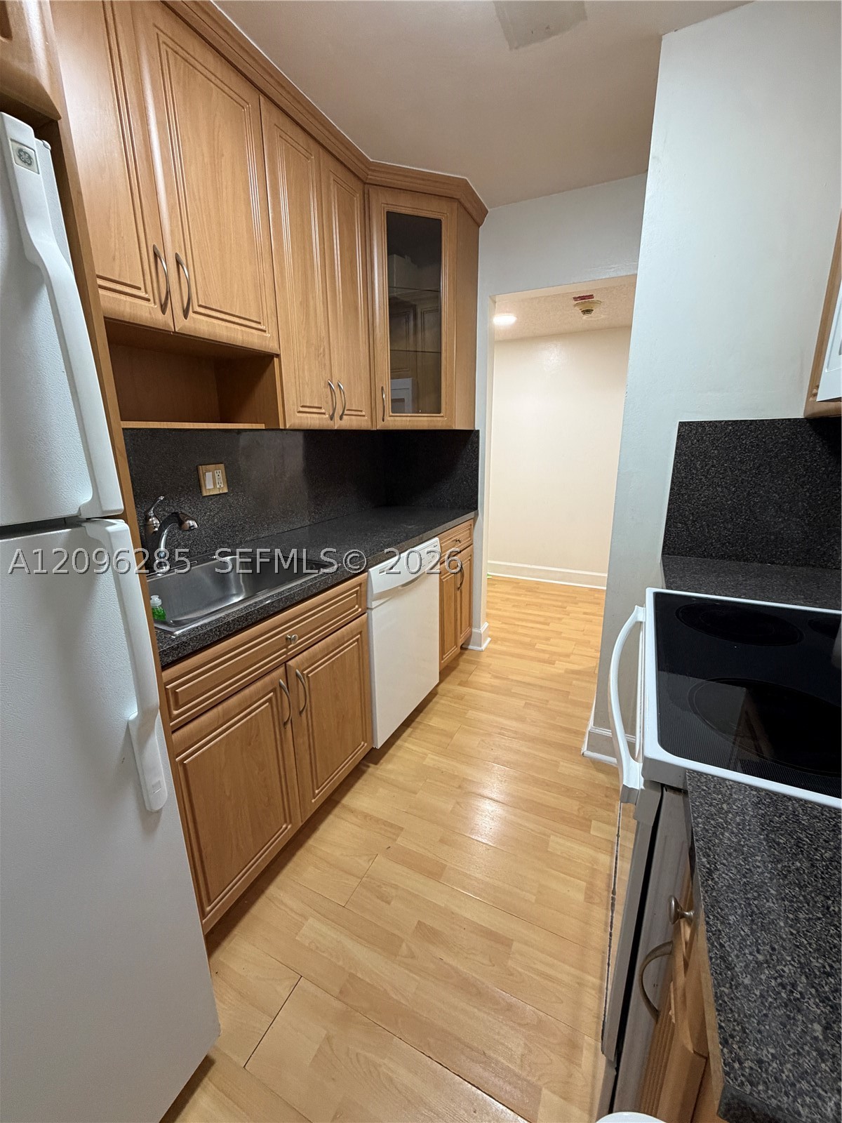 5055 NW 7th St #504, Miami FL 33126