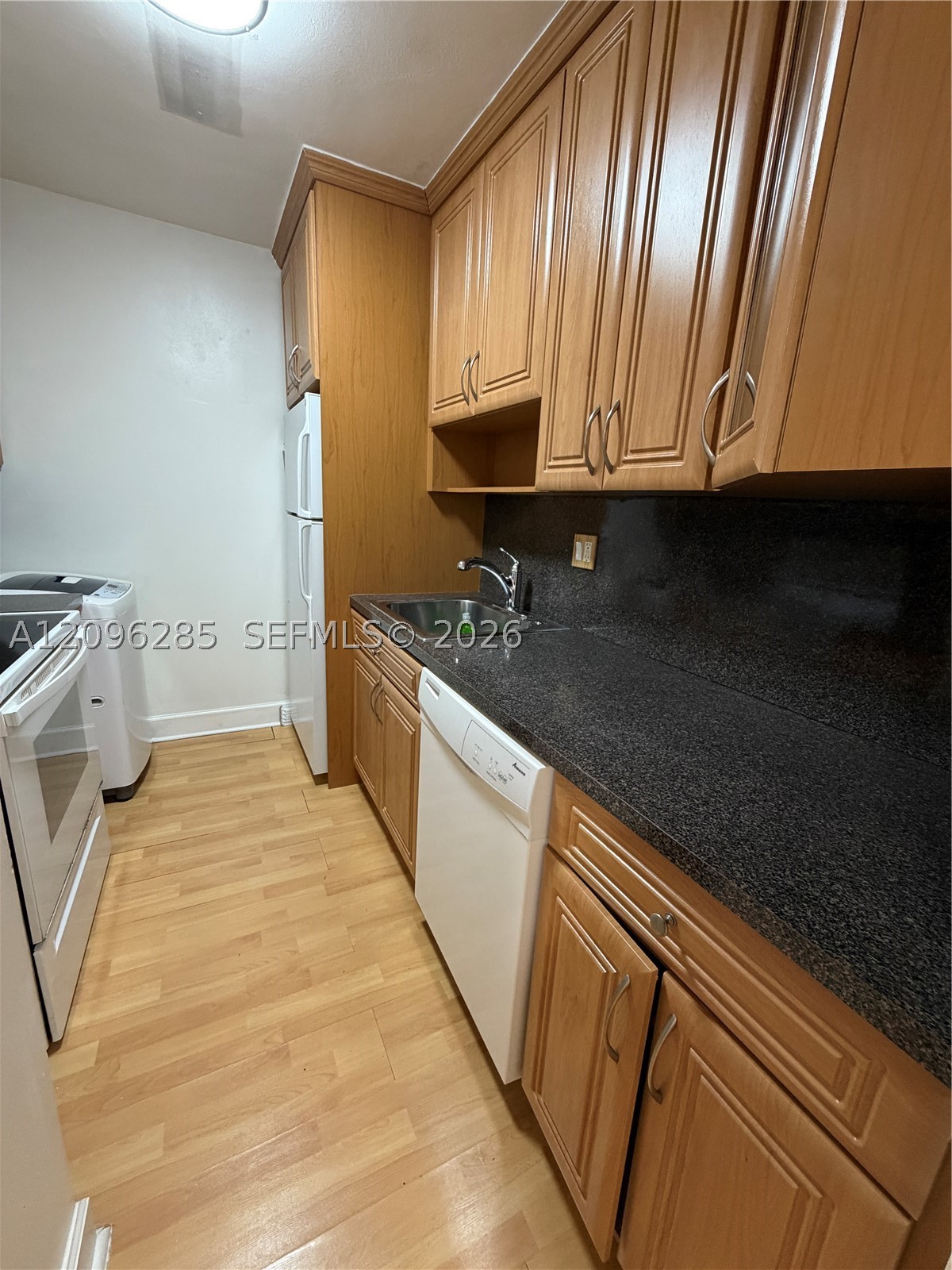 5055 NW 7th St #504, Miami FL 33126