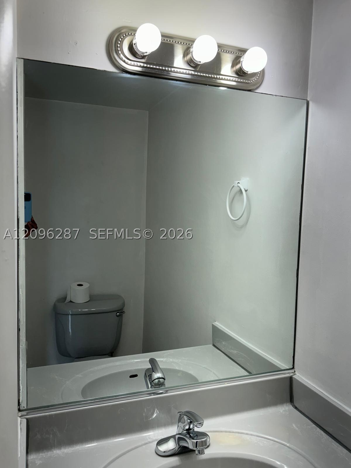 5731 NW 37th St #219, Virginia Gardens FL 33166