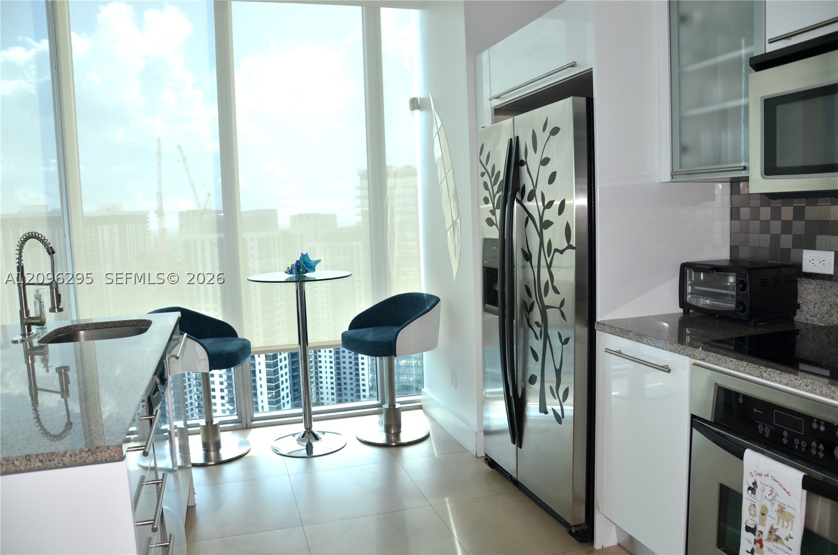 888 Biscayne Blvd #4701, Miami FL 33132