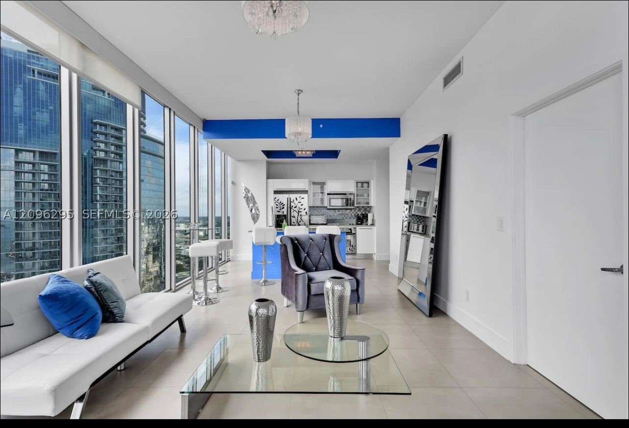 888 Biscayne Blvd #4701, Miami FL 33132