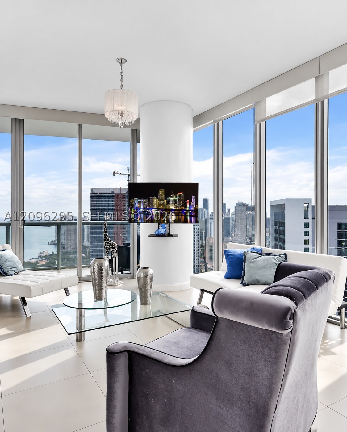888 Biscayne Blvd #4701, Miami FL 33132