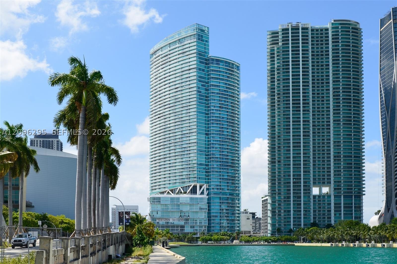 888 Biscayne Blvd #4701, Miami FL 33132