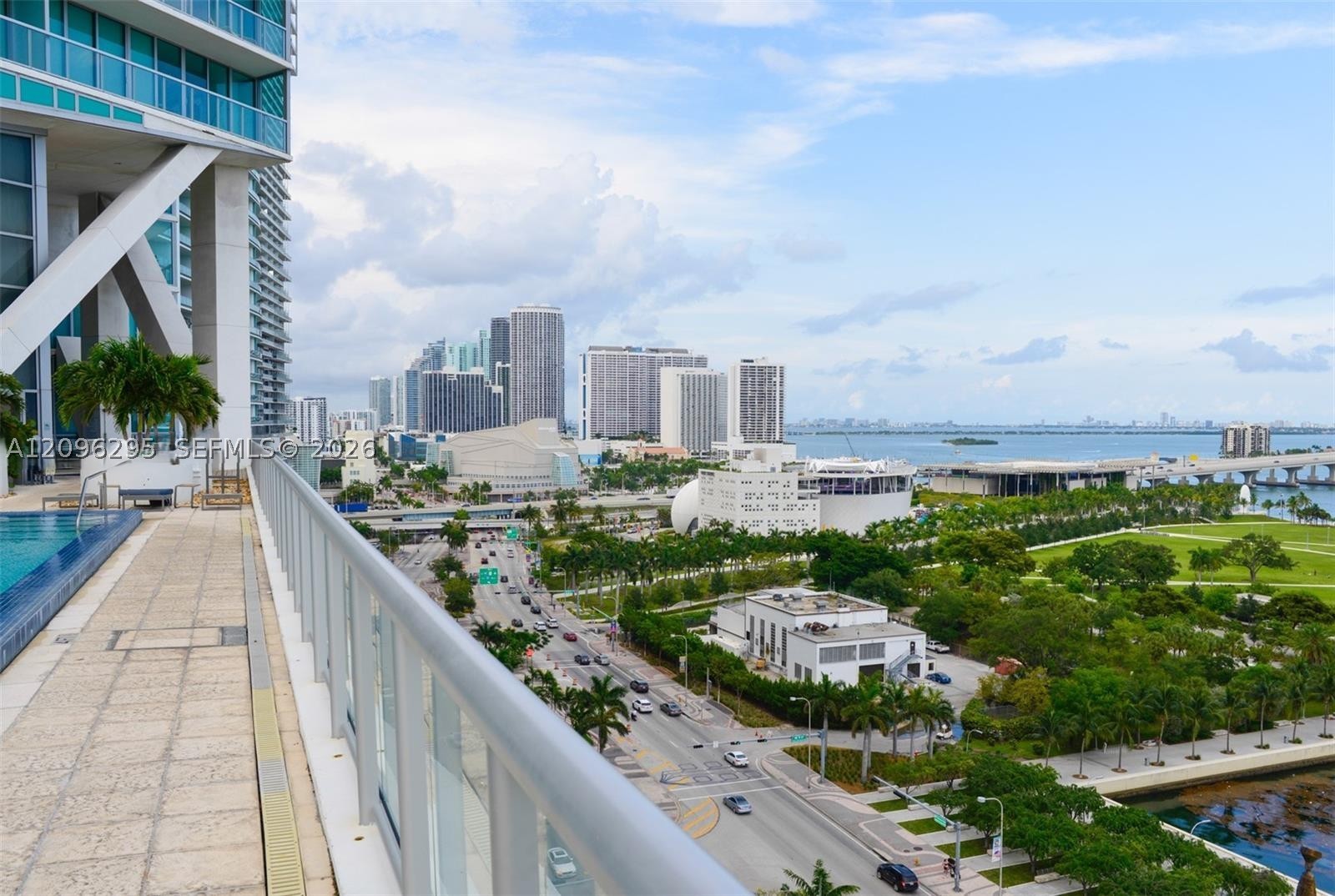 888 Biscayne Blvd #4701, Miami FL 33132