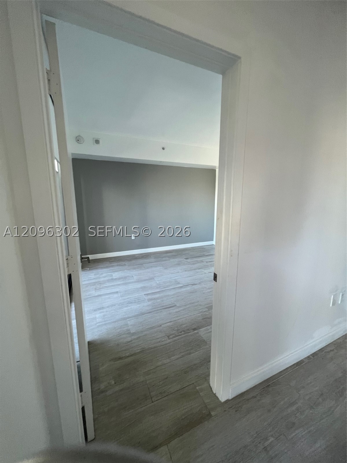 45 SW 9th St #3709, Miami FL 33130