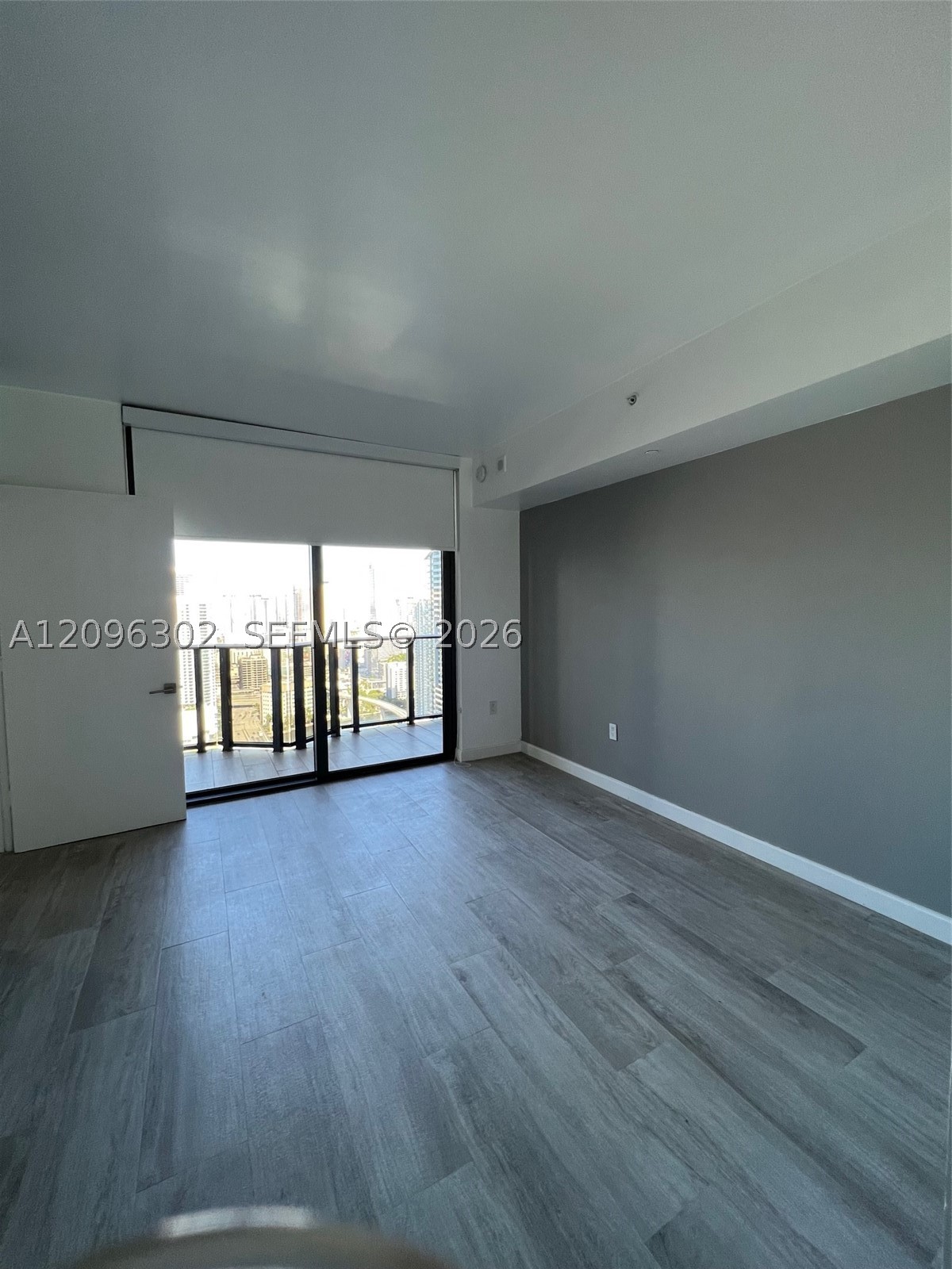 45 SW 9th St #3709, Miami FL 33130
