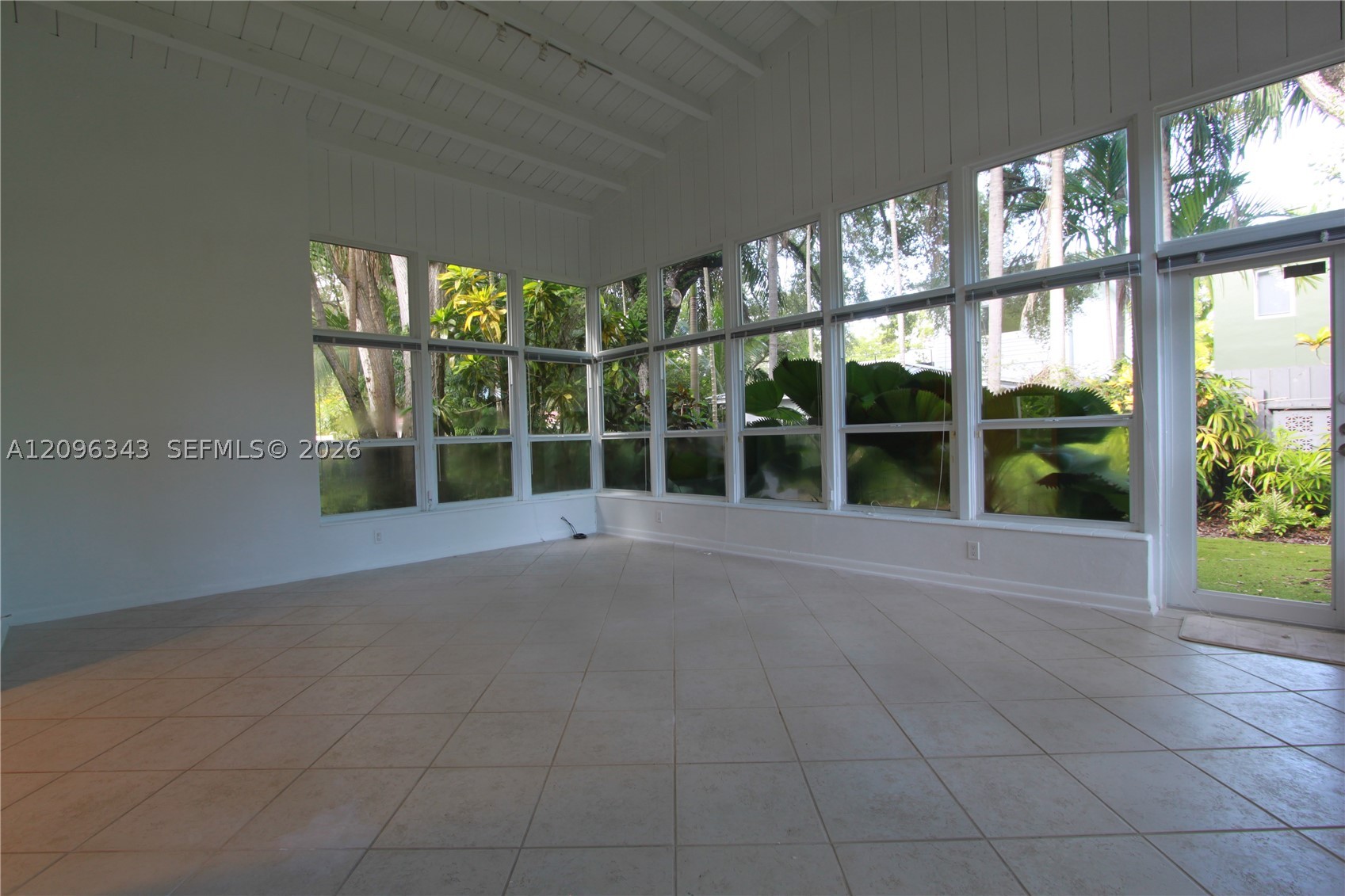2640 Hilola St, Miami FL 33133