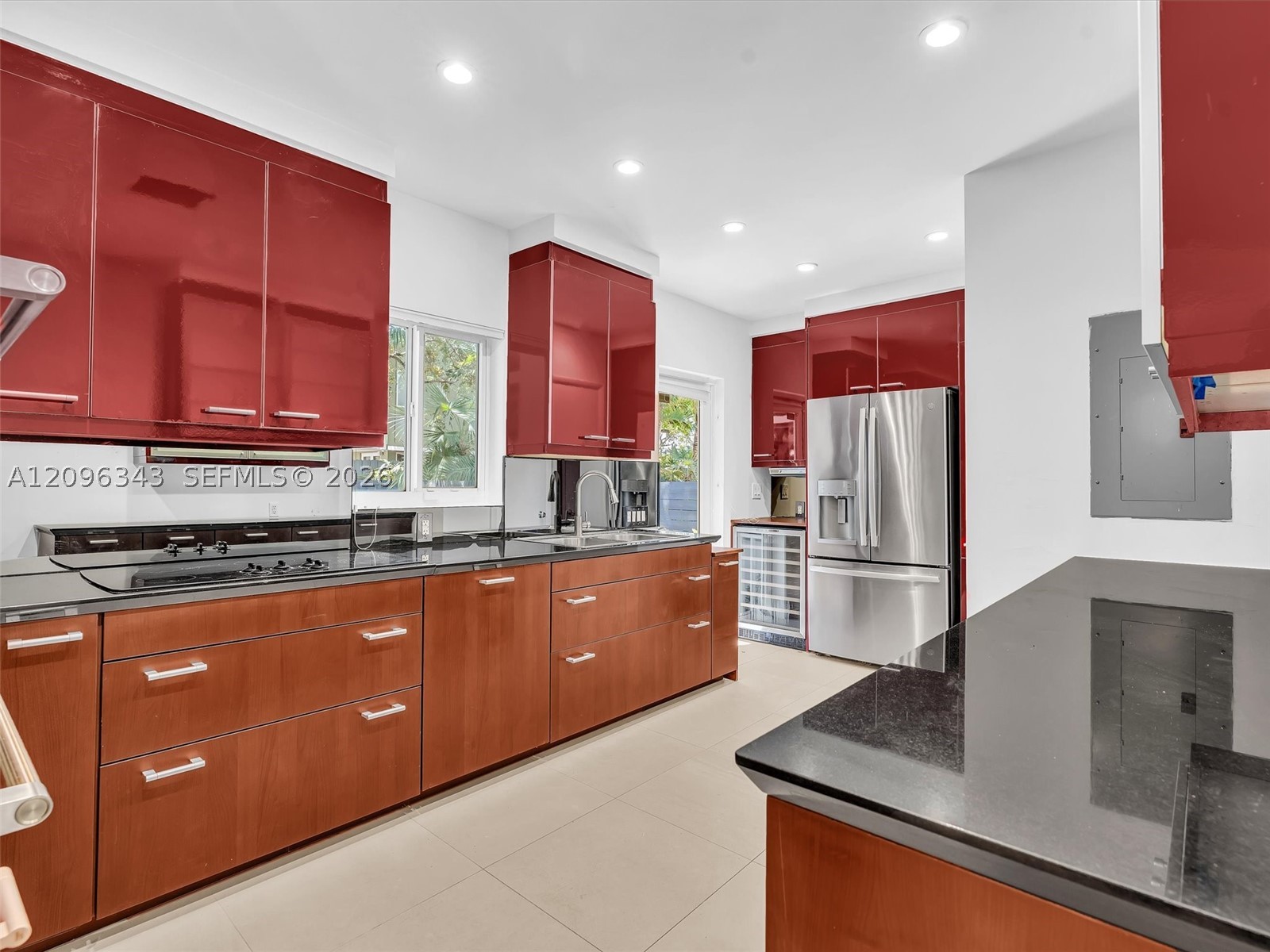 2640 Hilola St, Miami FL 33133