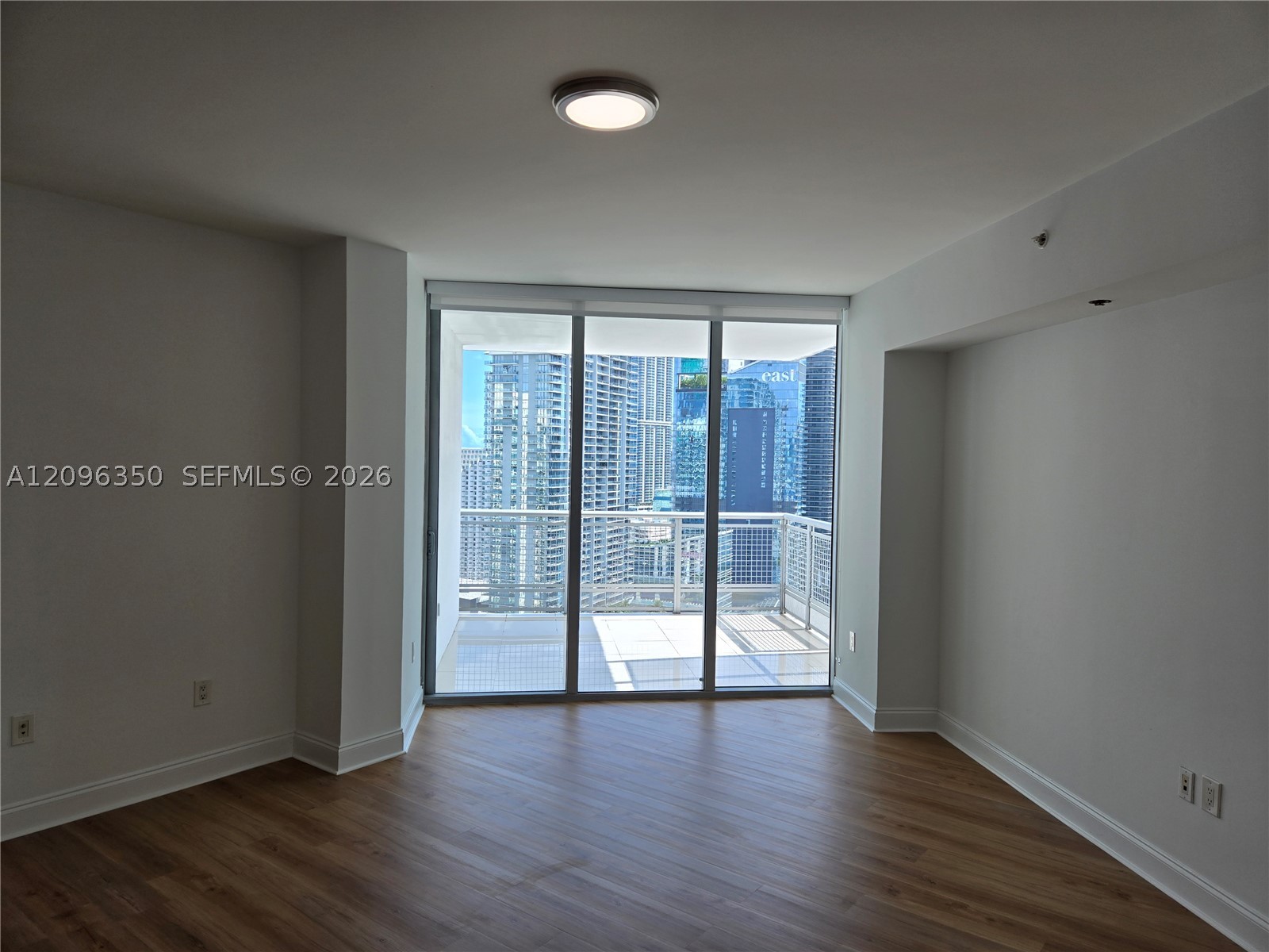 350 S Miami Ave #3708, Miami FL 33130