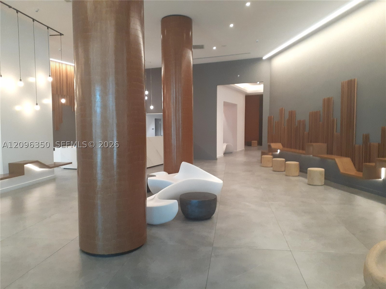 350 S Miami Ave #3708, Miami FL 33130
