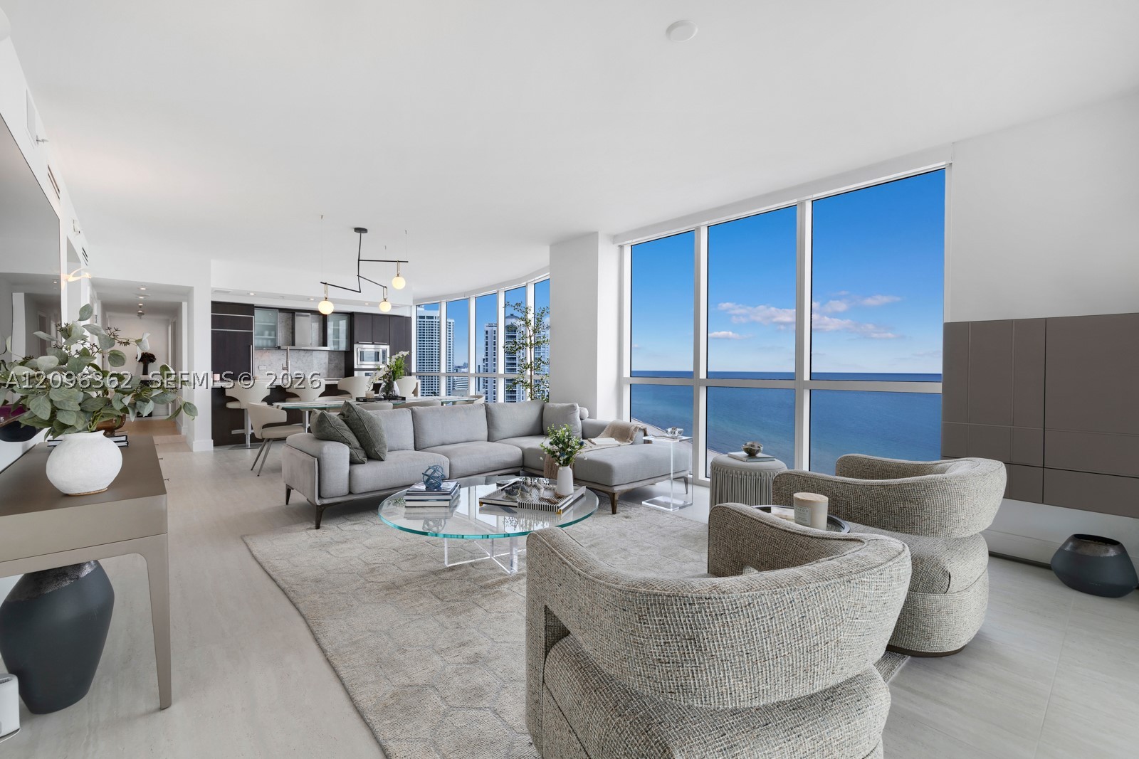 3801 Collins Ave #2006, Miami Beach FL 33140