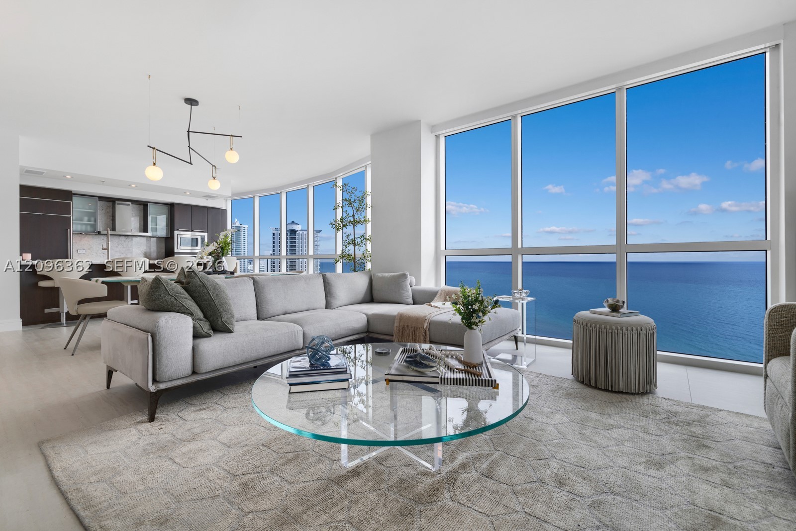 3801 Collins Ave #2006, Miami Beach FL 33140