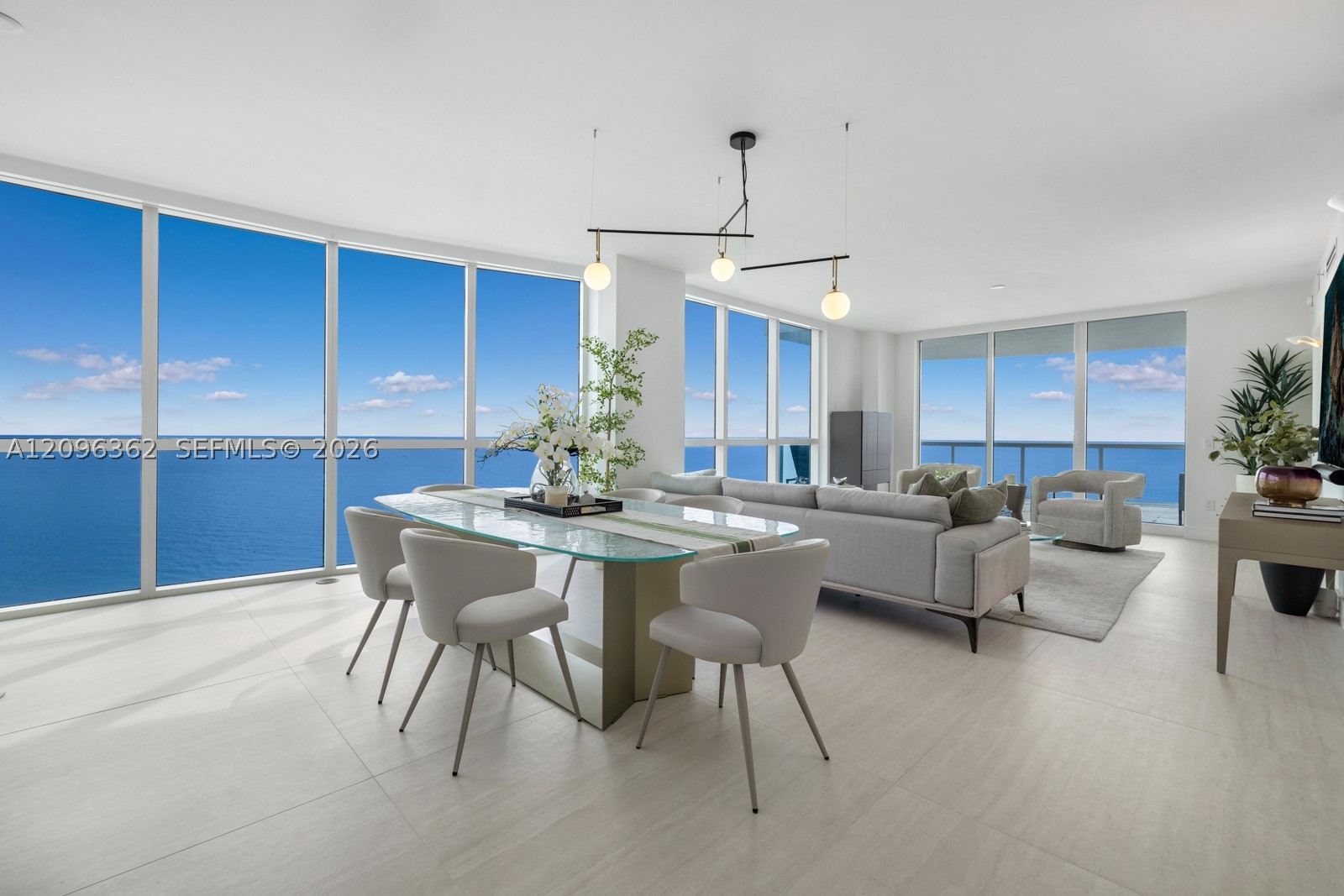 3801 Collins Ave #2006, Miami Beach FL 33140
