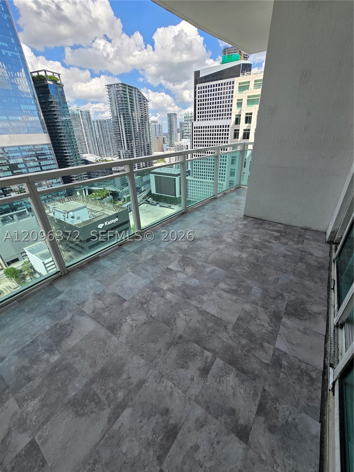 950 Brickell Bay Dr #3300, Miami FL 33131