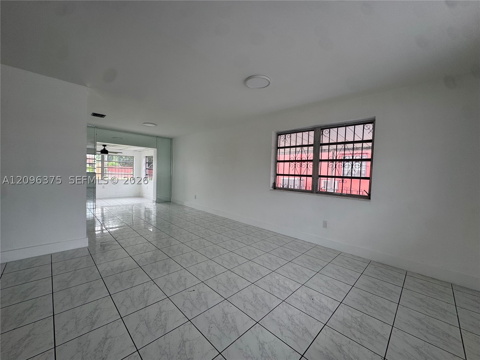 1320 W 37th St, Hialeah FL 33012