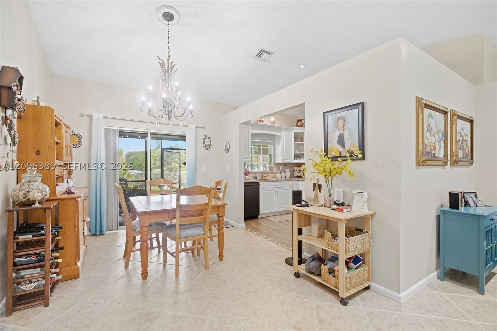 8421 NW 45th St, Lauderhill FL 33351